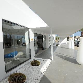 Saint George Hotel ลาร์ดอส ภายนอก รูปภาพ