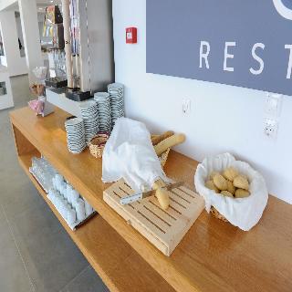 Saint George Hotel ลาร์ดอส ภายนอก รูปภาพ