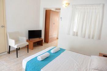 Saint George Hotel ลาร์ดอส ภายนอก รูปภาพ